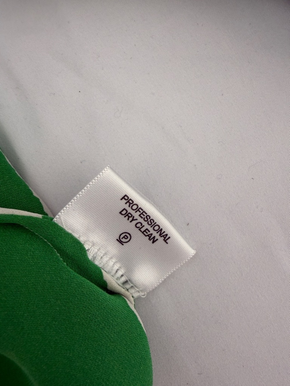 Tory Burch Size 6- Green, Sky Blue & White Print Drawstring-Sleeve Blouse - Picture 7 of 7